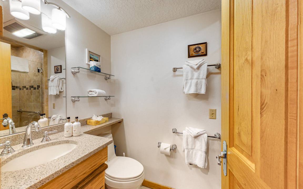 Photo of Bathroom in Moose Wilson Road