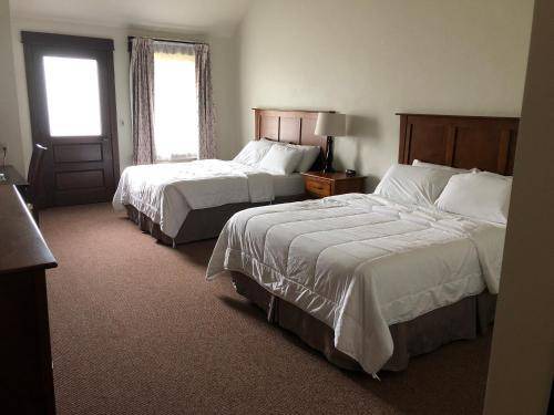 Photo of Bedroom in West Glacier