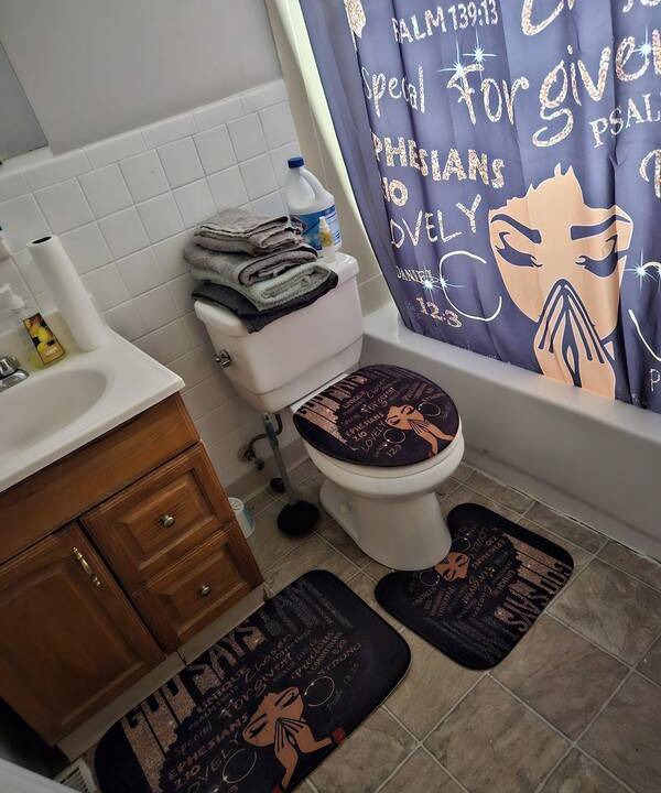 Photo of Bathroom in Grove City