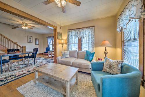 Photo of Livingroom in Urbana