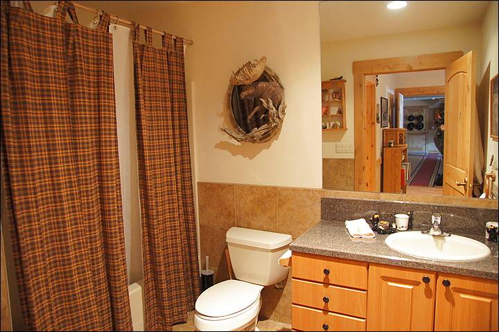 Photo of Bathroom in Big Sky