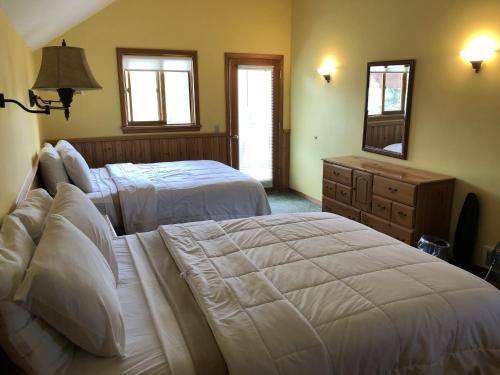 Photo of Bedroom in West Glacier