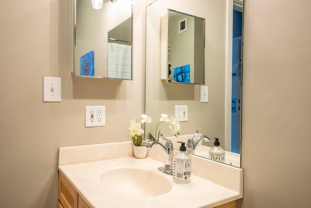 Photo of Bathroom in Central Business District