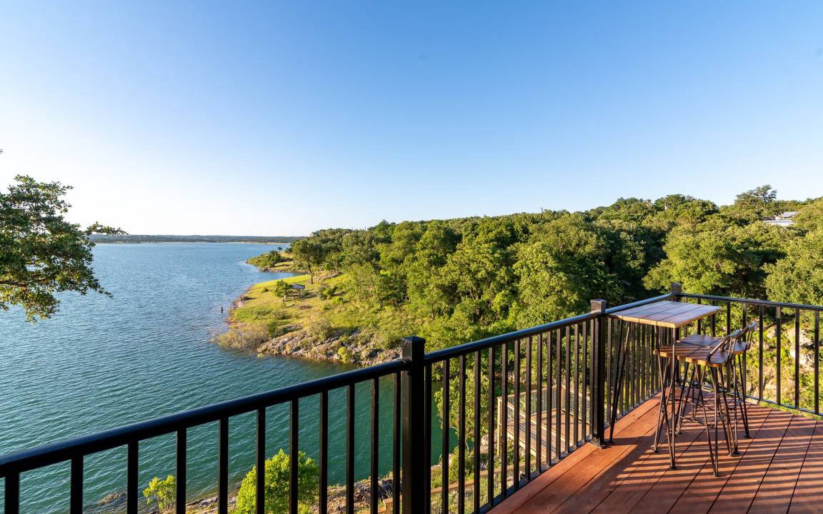 Photo of Patio Balcony in Canyon Lake