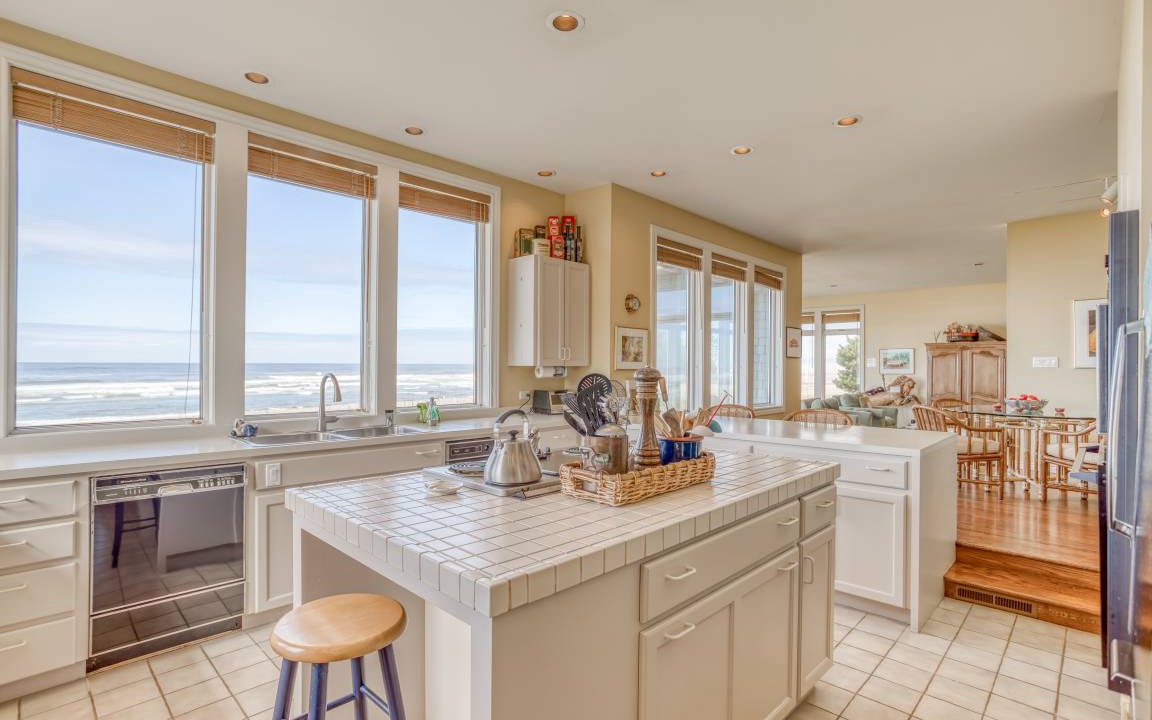 Photo of Kitchen in Neskowin