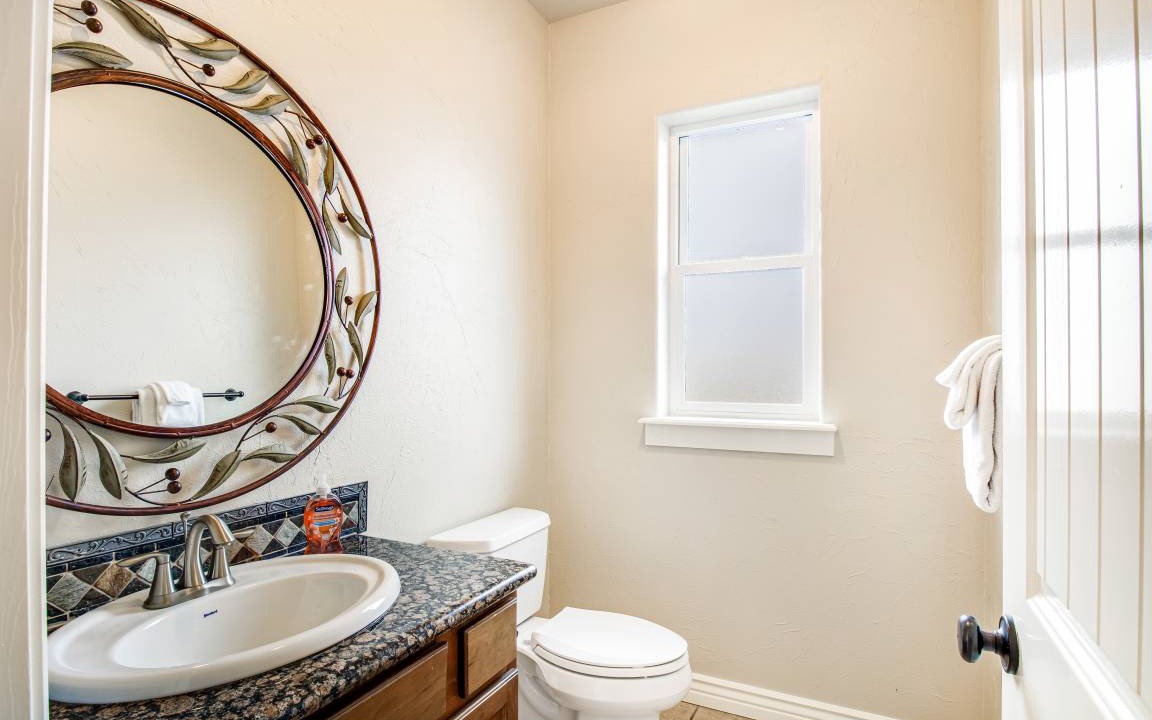 Photo of Bathroom in Canyon County