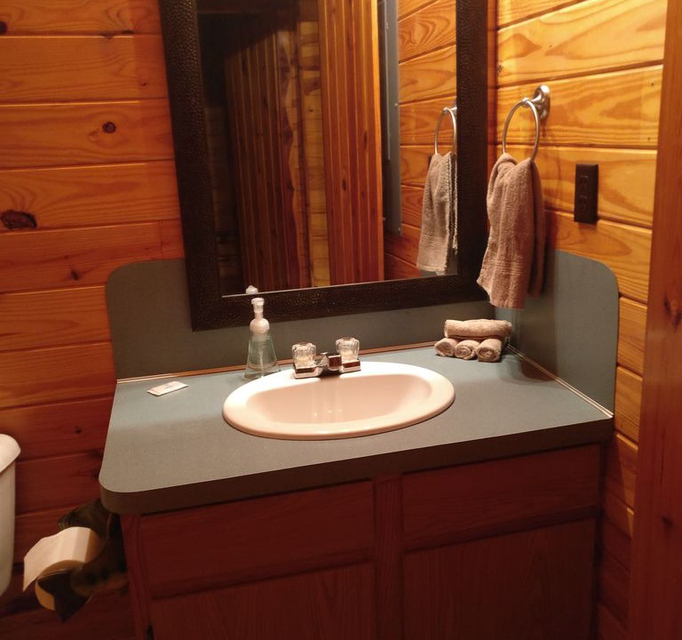 Photo of Bathroom in Mountain Pine