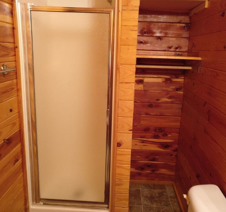 Photo of Bathroom in Mountain Pine