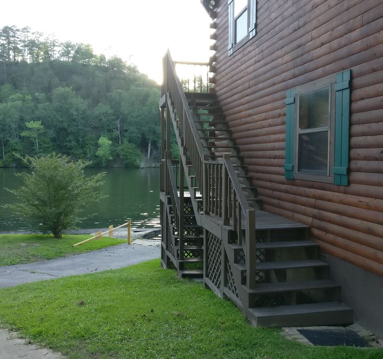 Photo of Buildings in Mountain Pine