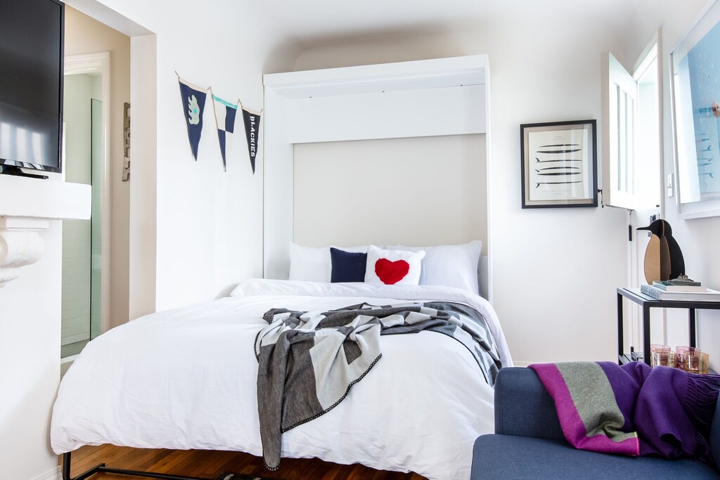 Photo of Bedroom in Downtown San Diego