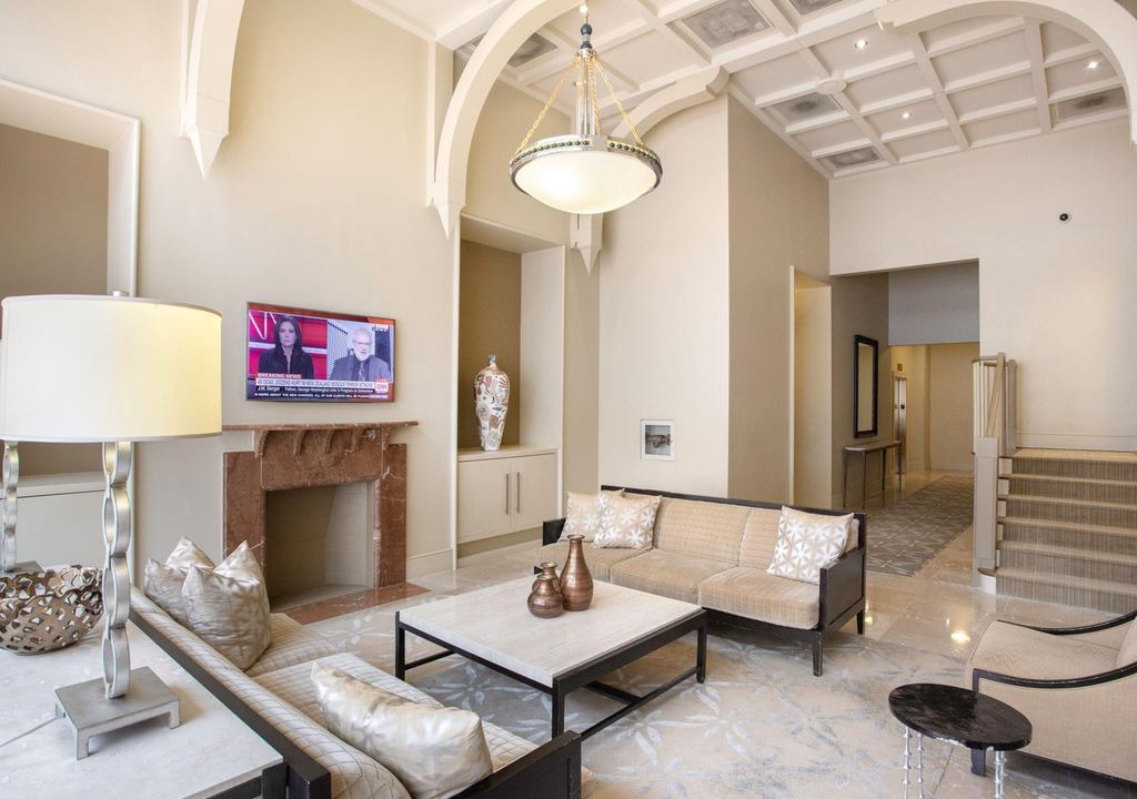 Photo of Livingroom in Penn Quarter