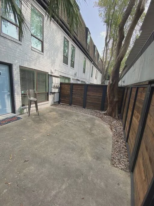 Photo of Others in Braeswood Place