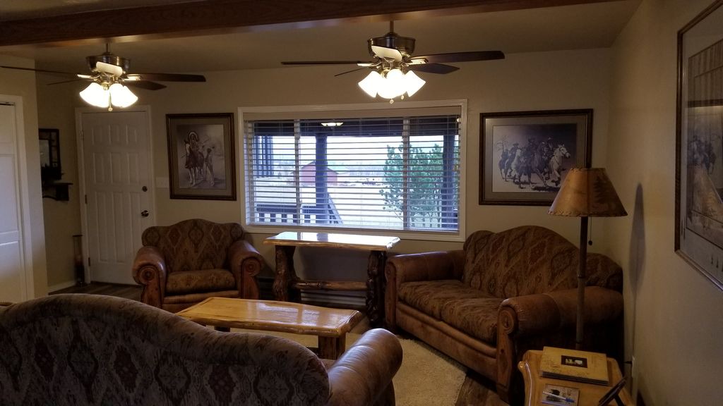 Photo of Livingroom in Star Valley Ranch