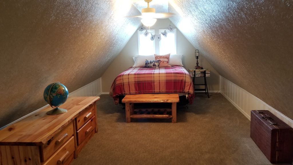 Photo of Bedroom in Star Valley Ranch