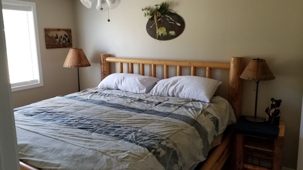 Photo of Bedroom in Star Valley Ranch