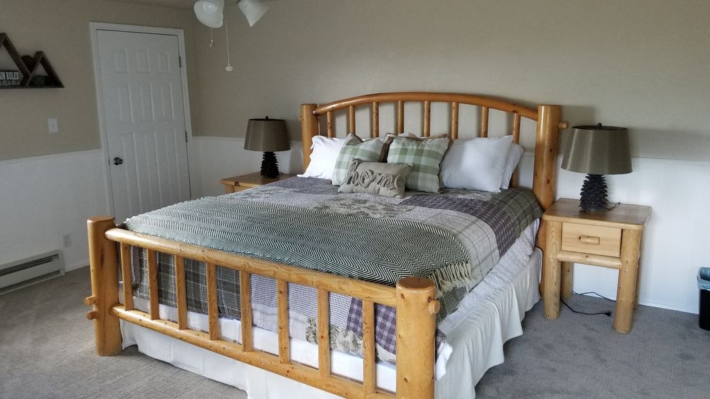Photo of Bedroom in Star Valley Ranch