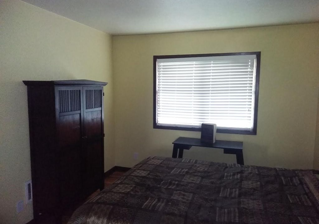 Photo of Bedroom in Depot Bench