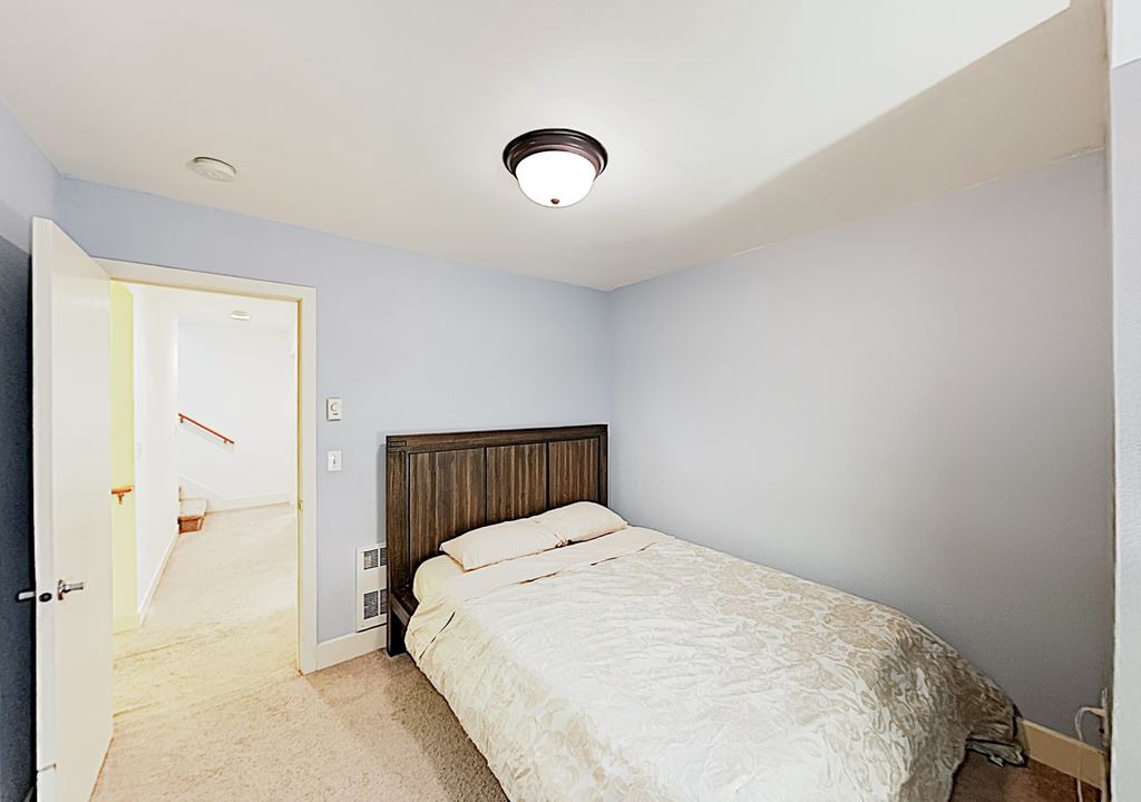 Photo of Bedroom in Squire Park