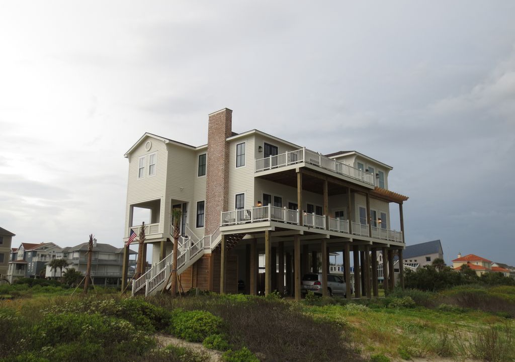 Photo of Buildings in Pirates Beach West