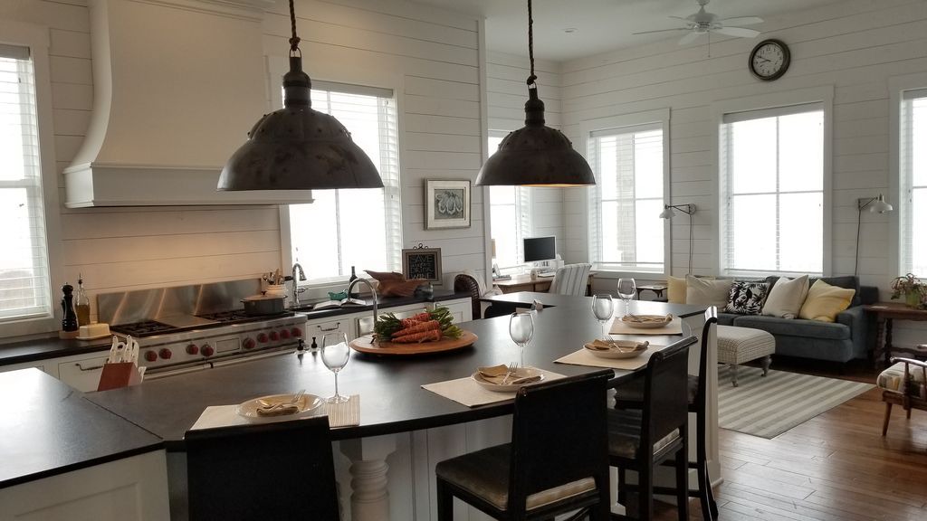 Photo of Livingroom in Pirates Beach West