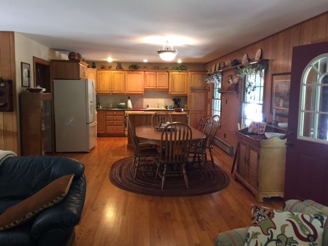 Photo of Livingroom in Perrysville