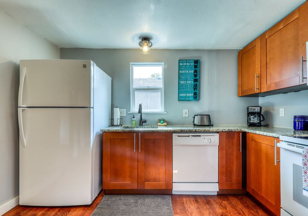 Photo of Kitchen in Depot Bench