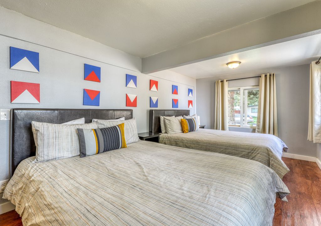 Photo of Bedroom in Depot Bench