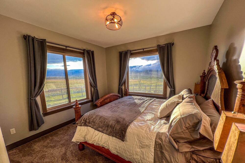 Photo of Bedroom in Livingston