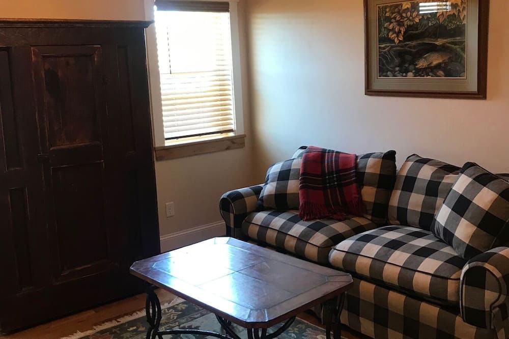 Photo of Livingroom in Ennis