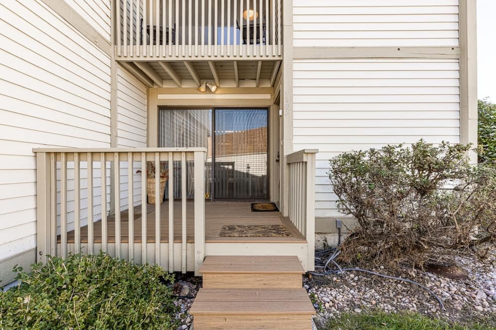 Photo of Outdoor in Park Meadows