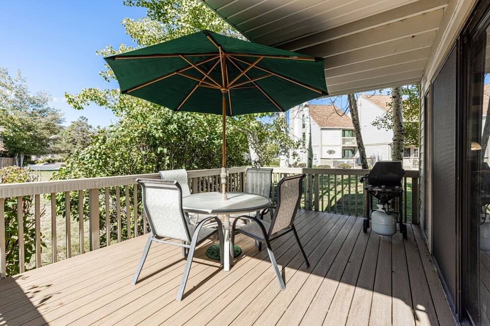 Photo of Outdoor in Park Meadows