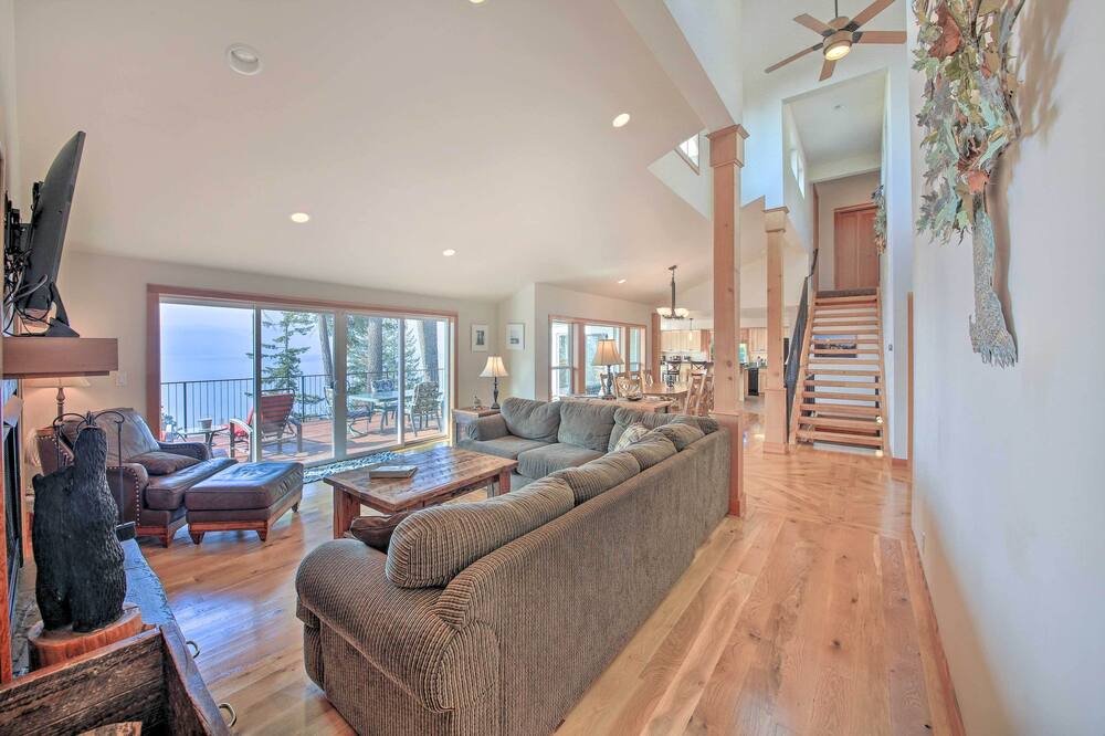 Photo of Livingroom in Hope
