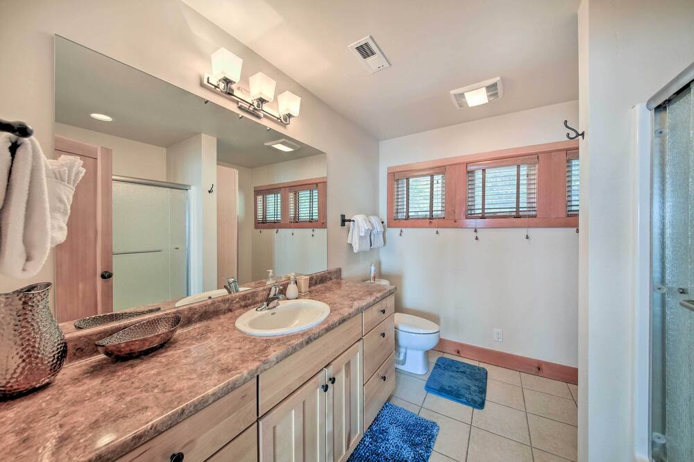 Photo of Bathroom in Hope