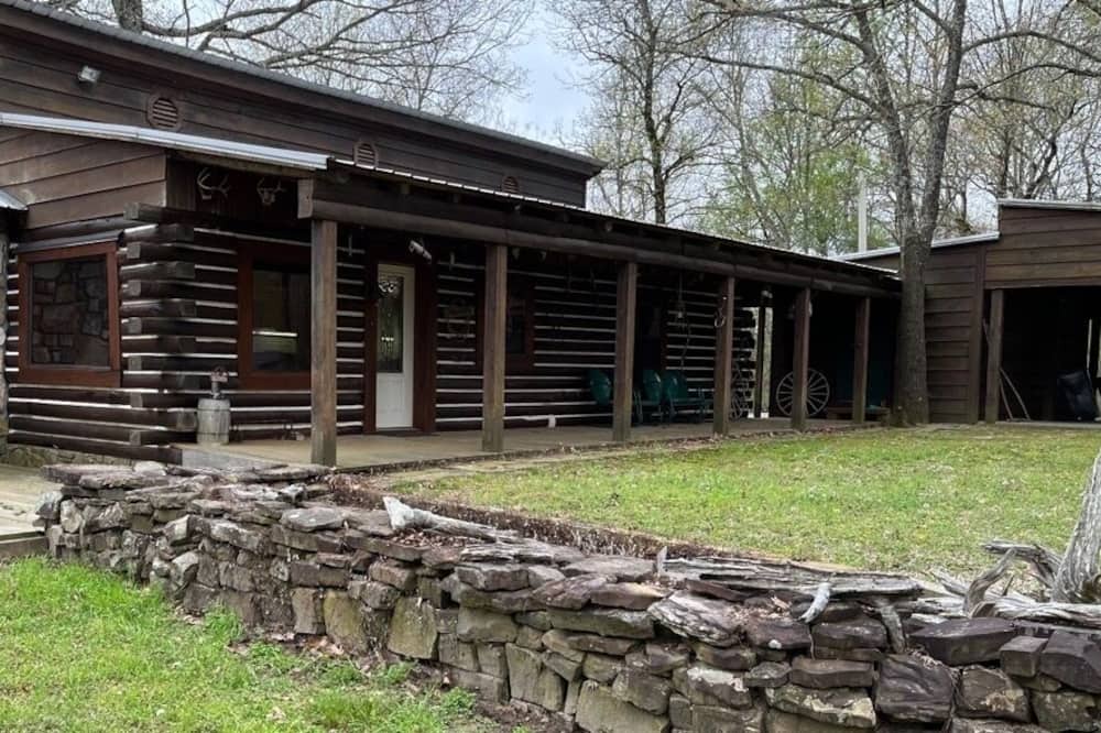 Photo of Outdoor in Smithville