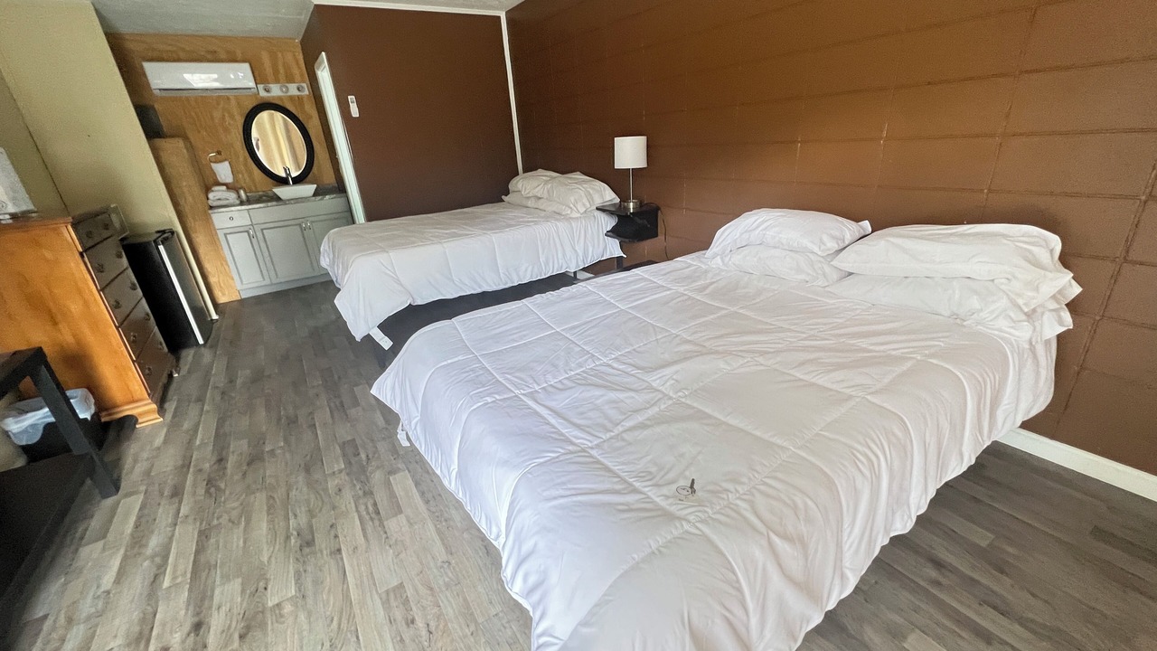 Photo of Bedroom in Falls of Rough