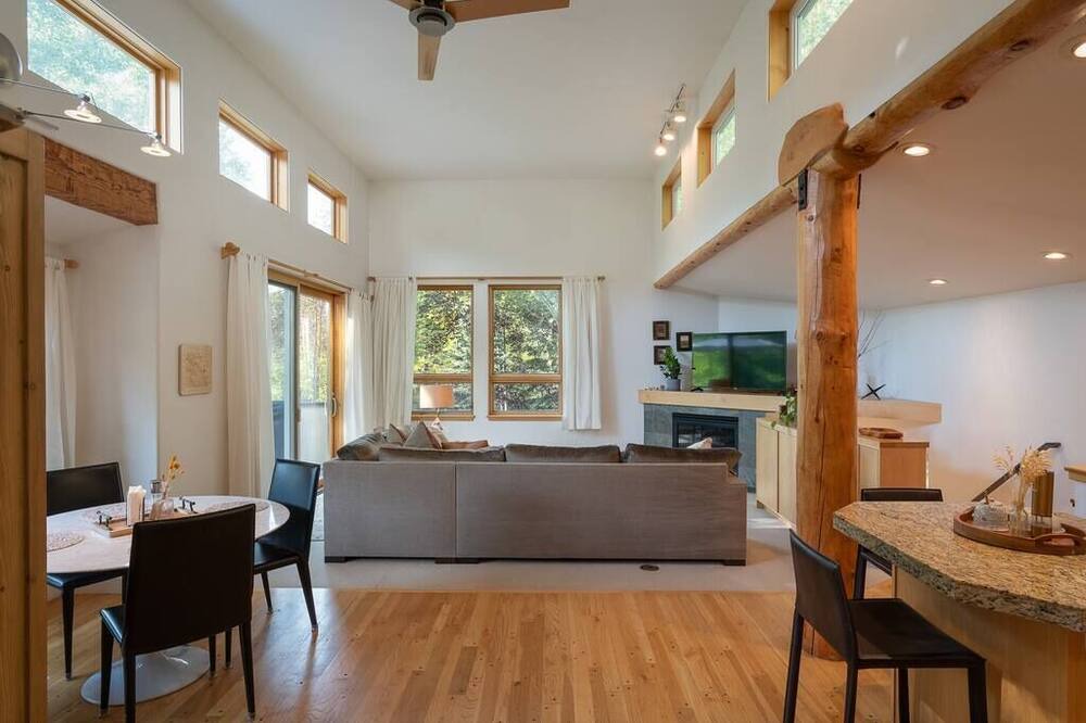 Photo of Livingroom in Sun Valley