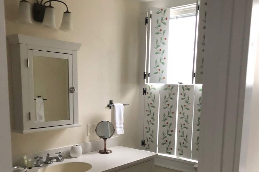 Photo of Bathroom in Rochester