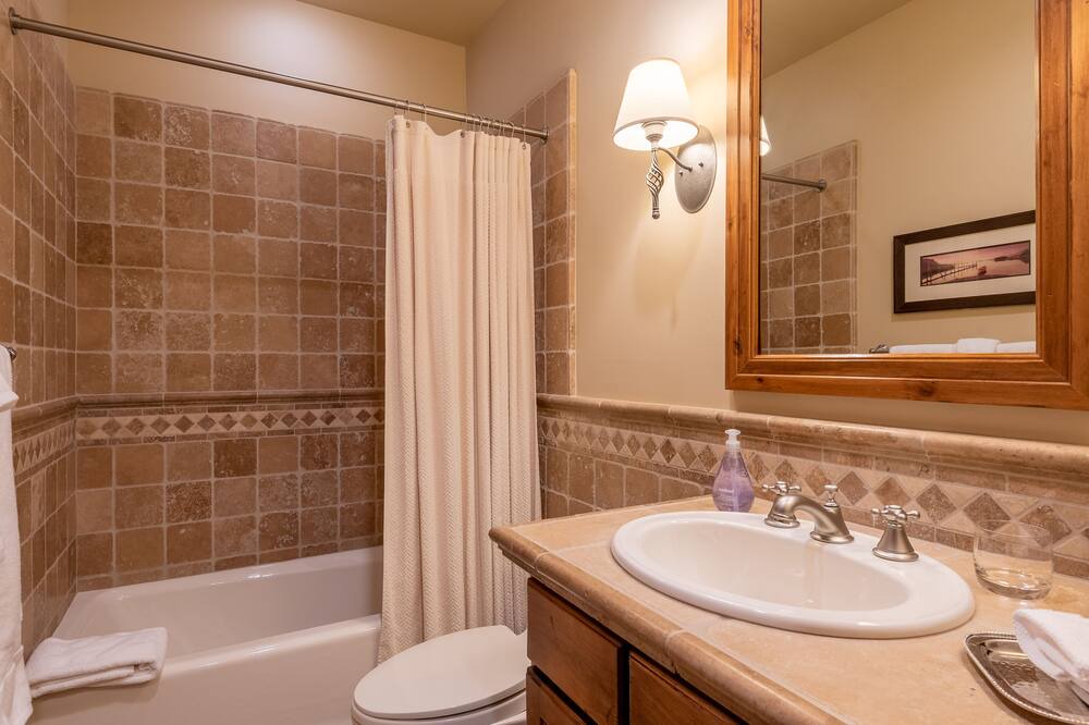 Photo of Bathroom in Warm Springs