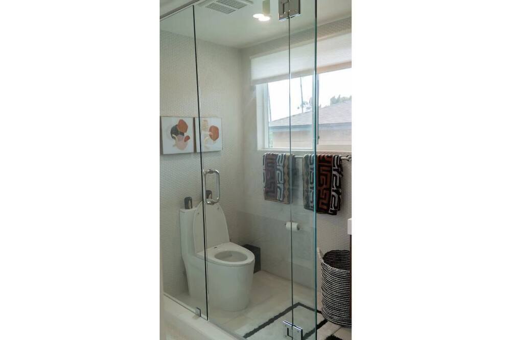 Photo of Bathroom in Old Town