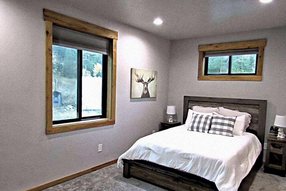 Photo of Bedroom in Kalispell