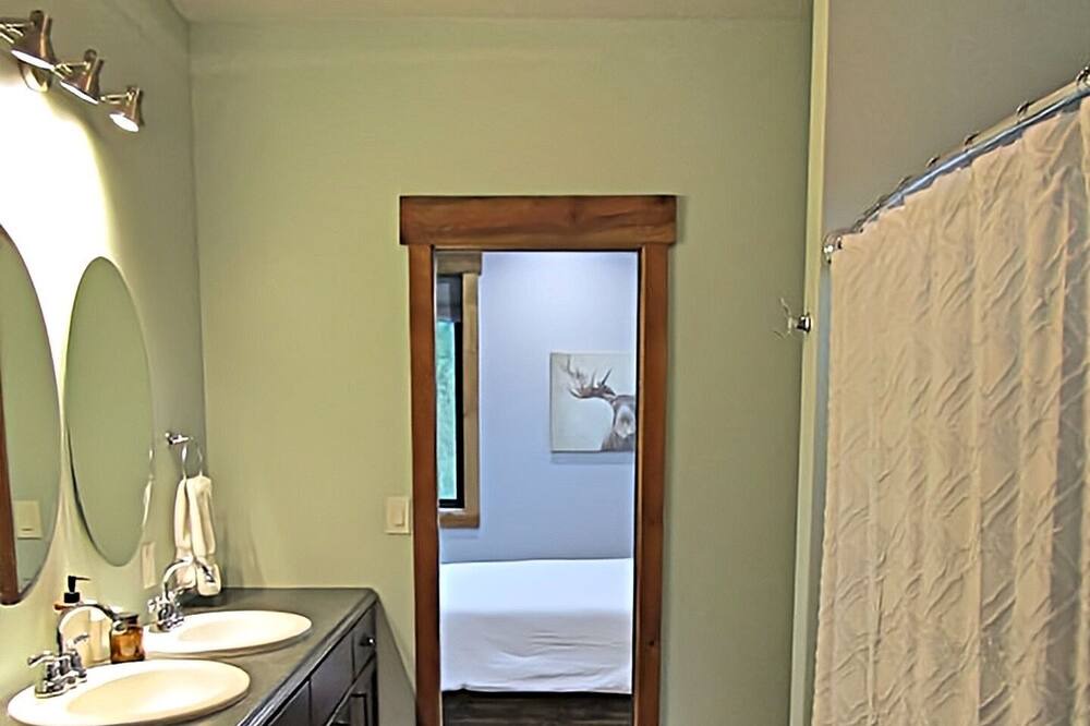 Photo of Bathroom in Kalispell