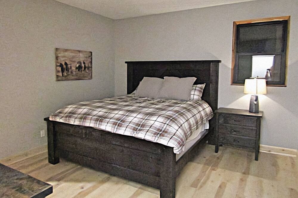 Photo of Bedroom in Kalispell
