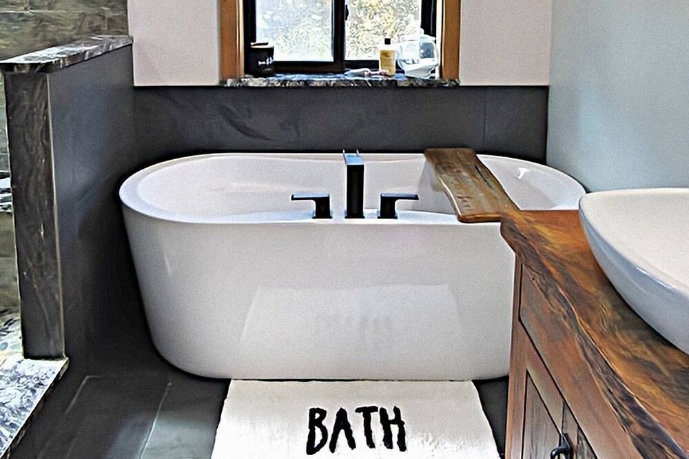Photo of Bathroom in Kalispell
