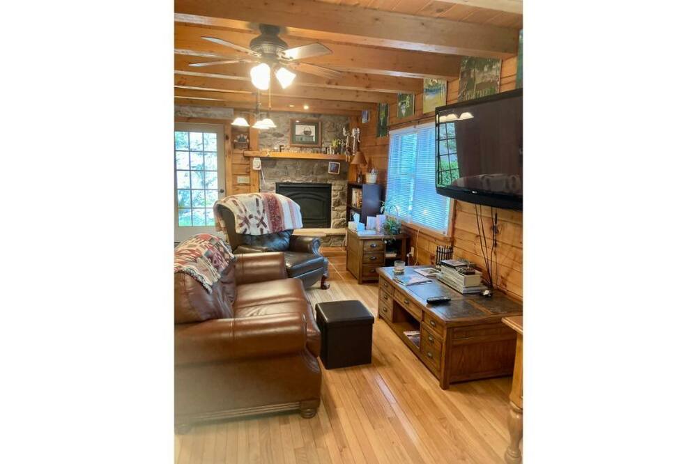 Photo of Livingroom in Fayetteville