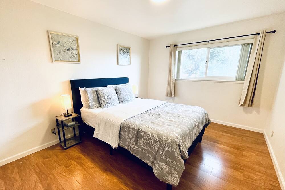 Photo of Bedroom in Hayward