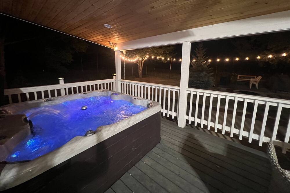 Photo of Outdoor in Harrison