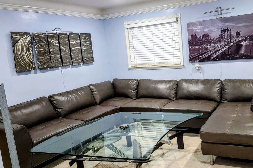 Photo of Livingroom in Westland