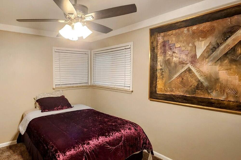 Photo of Bedroom in Westland