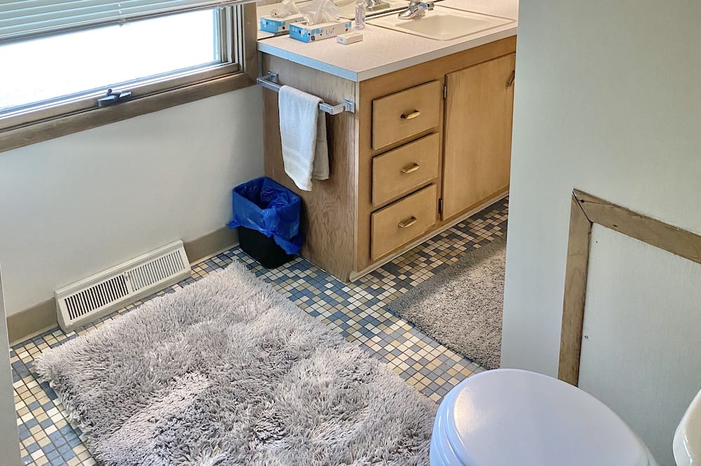 Photo of Bathroom in Cleveland