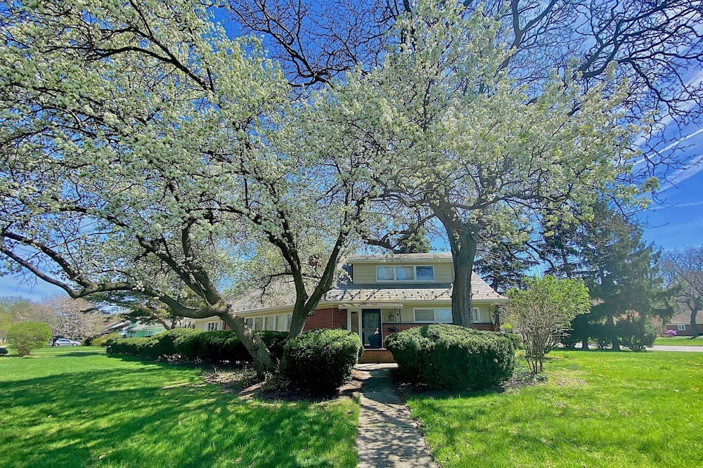 Photo of Outdoor in Cleveland